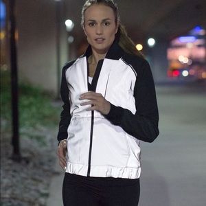 Lululemon Reflective Run Jacket sz 6
